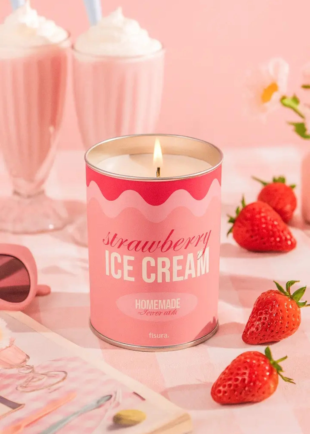 Vela en lata "Strawberry ice cream"