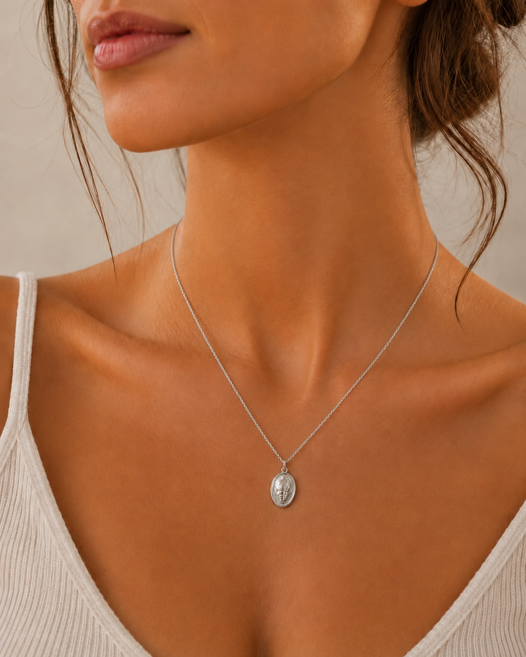 Collar Concha Marina de Acero Inoxidable Plateado