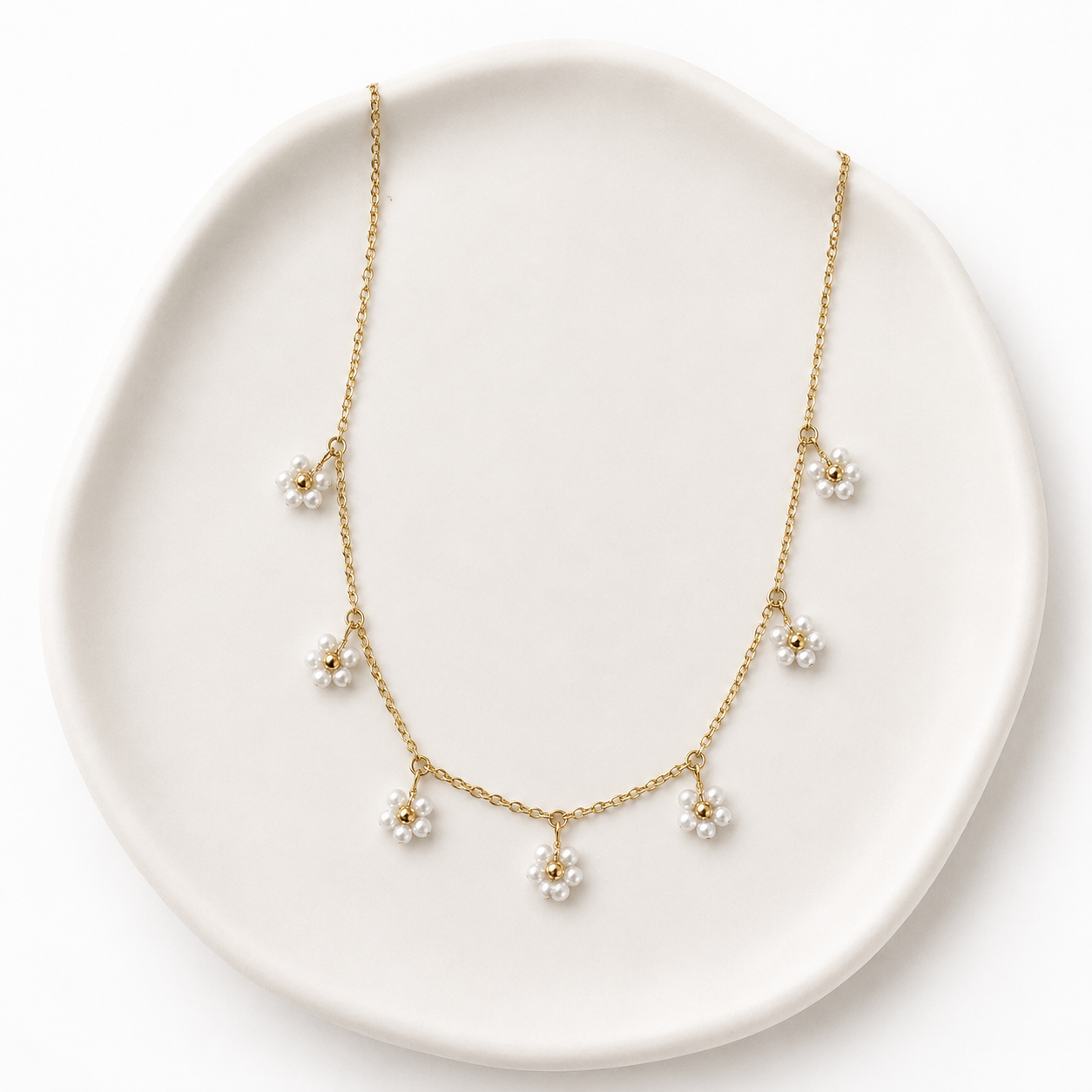 Collar Flores Blancas