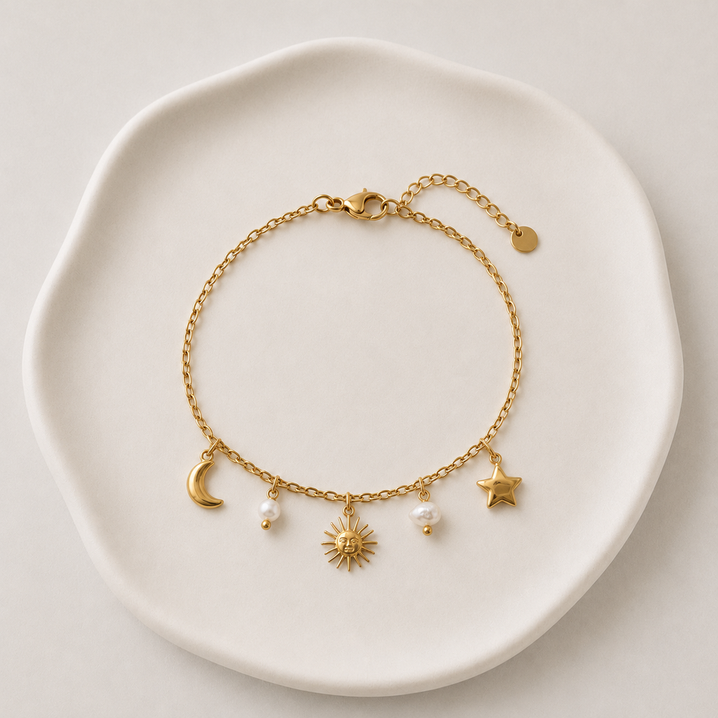 Pulsera Sol, Luna y Estrella de Acero Inoxidable Dorada