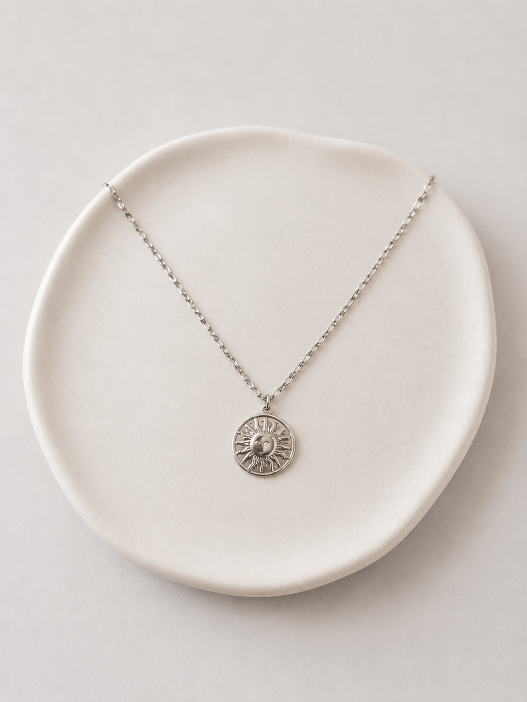Collar Sol Plateado